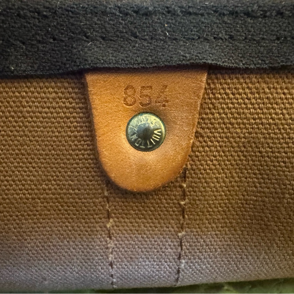 Louis Vuitton Brown LV Monogram Keepall 50 Duffle Bag - Picture 13 of 14